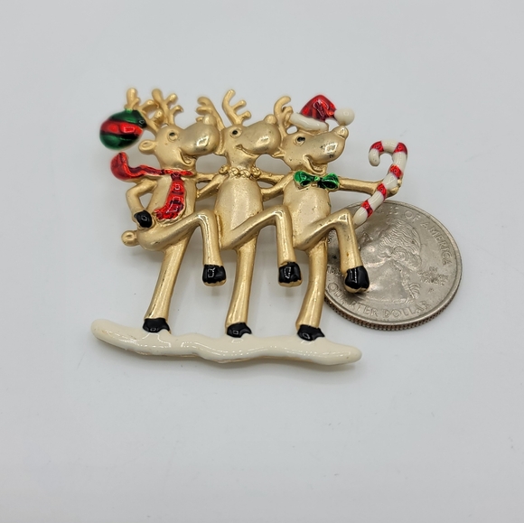 Danecraft Dancing Reindeer Christmas Brooch Gold Tone Enamel Midcentury 60s Vtg - Picture 9 of 9